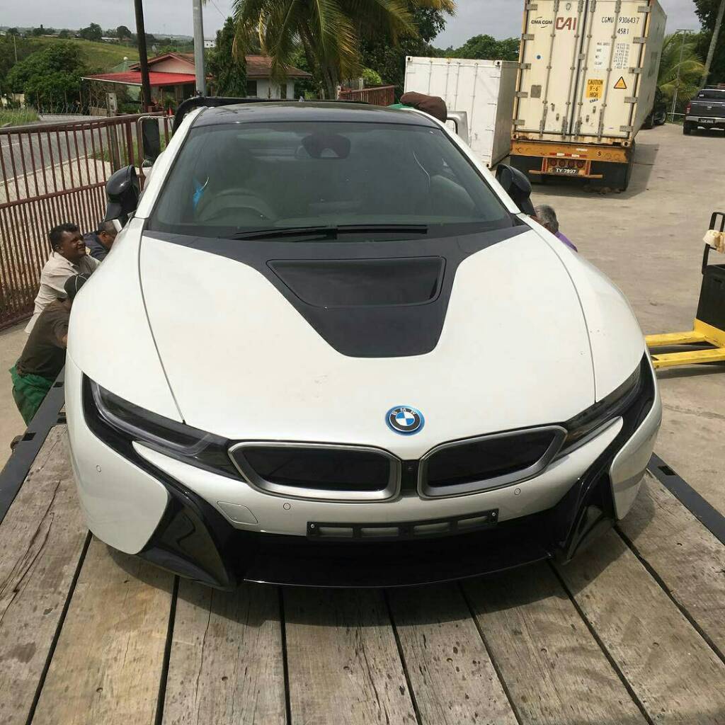 Bmw i8 in trinidad- trinituner.com