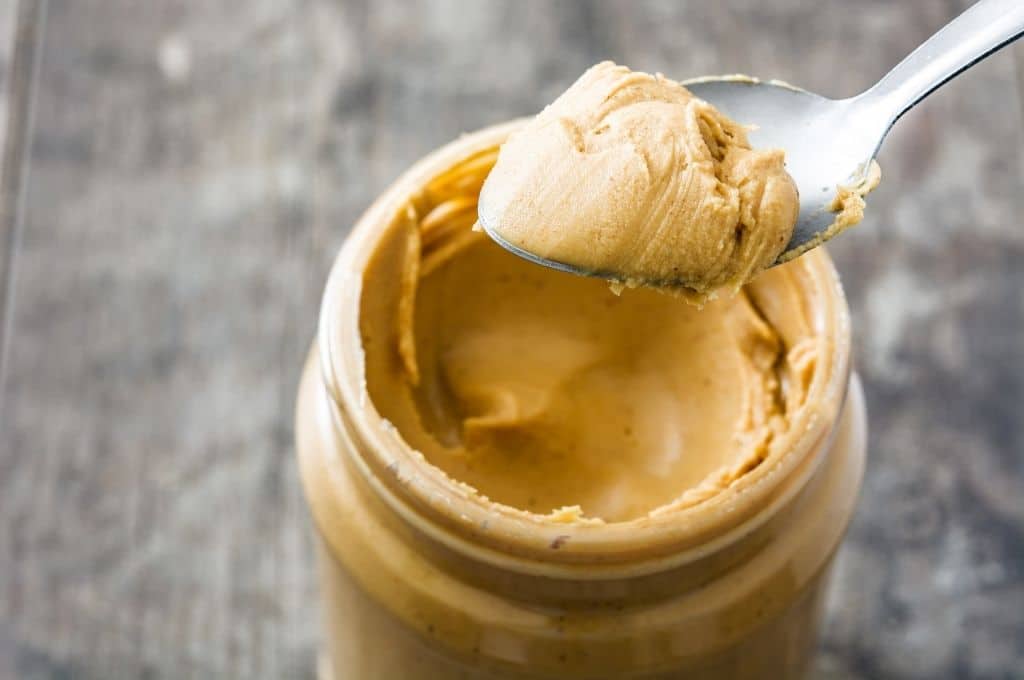 Can You Bring Food on a Plane? TSA Says Bon Appétit [2023] UponArriving