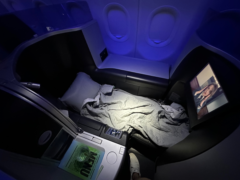 JetBlue Mint A321 Review (MIALAX) [2023] UponArriving