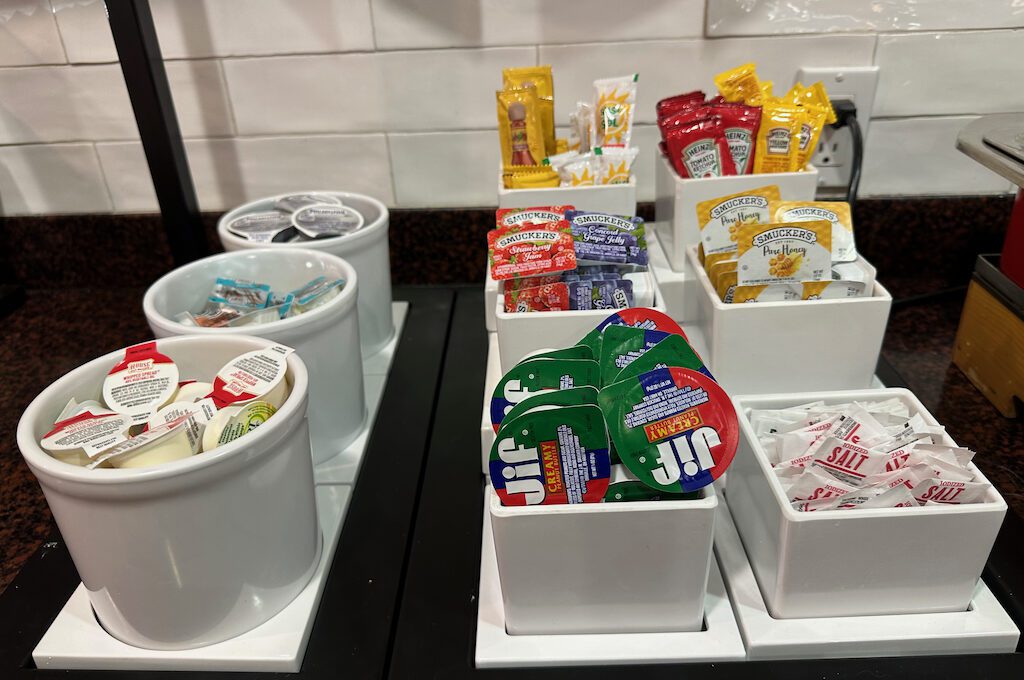 hampton-inn-breakfast-what-s-in-store-for-you-hours-menu-options