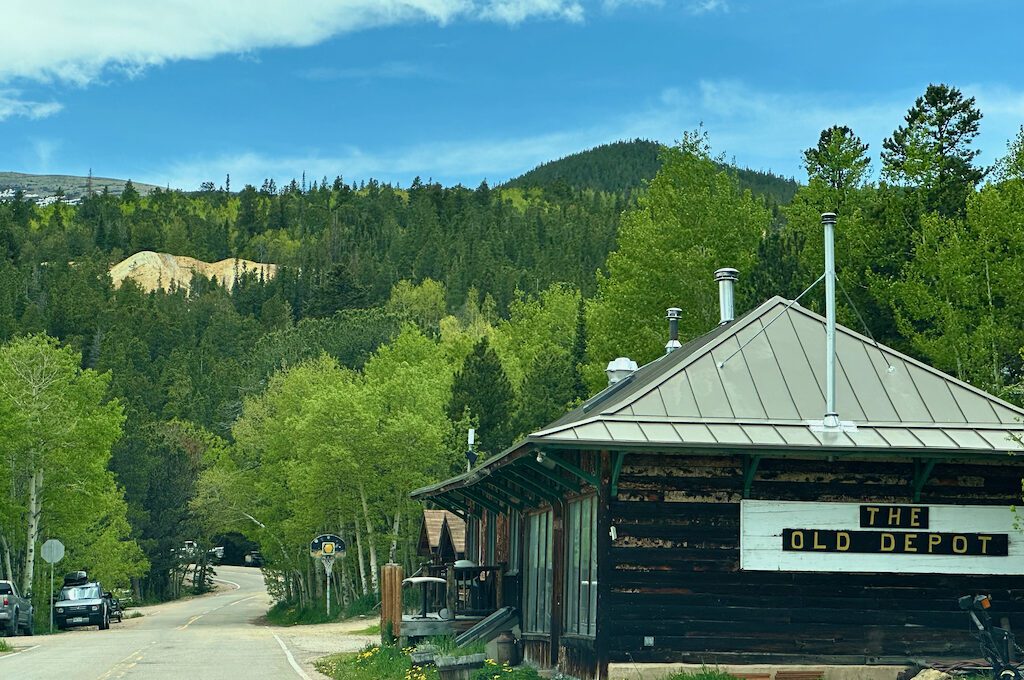 Peak to Peak Scenic Byway Guide List of Sites to See & Tips [2023] UponArriving