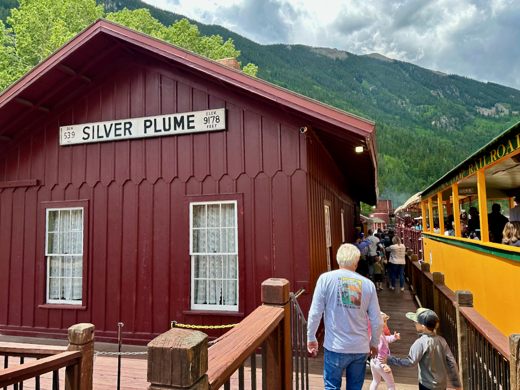 Loop Railroad Worth It? (Honest Review) UponArriving