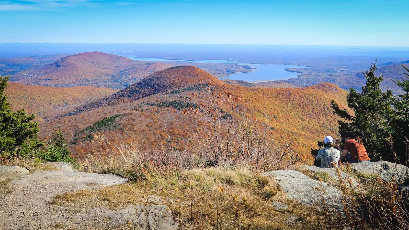 Fall hiking in the Catskills