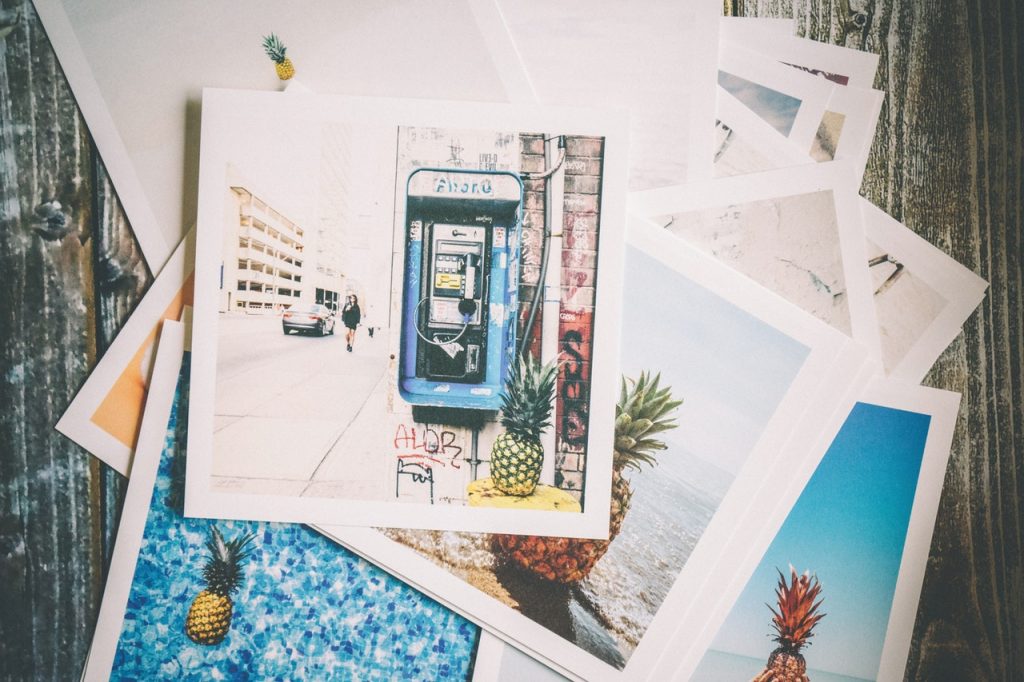 Photo card adalah kartu ucapan dengan foto yang biasanya digunakan ketika lebaran, natal, pernikahan, ataupun ulang tahun. Cara Mendesain Postcard Sebagai Alat Promosi Yang Powerful Uprint Id