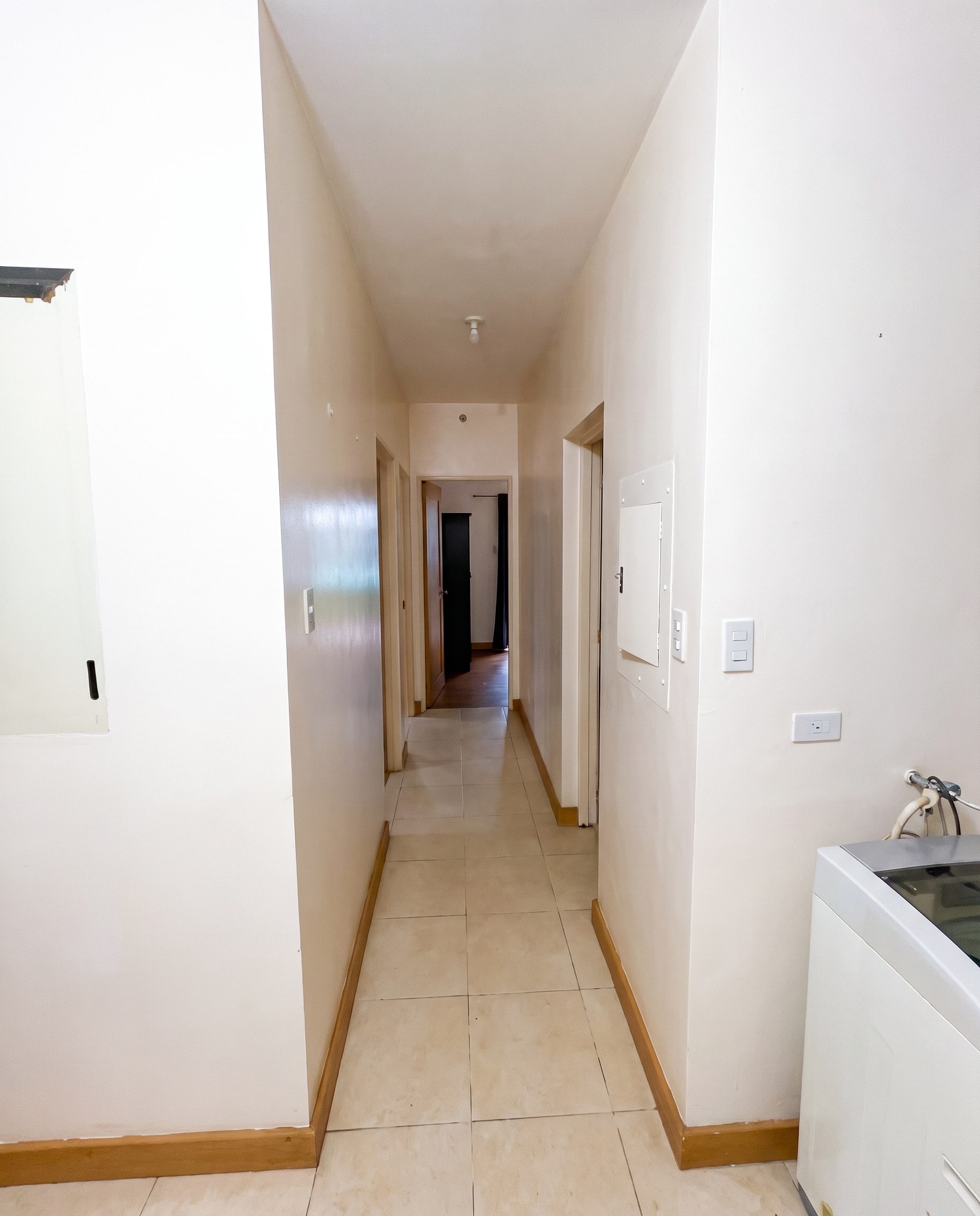 3-Bedroom Corner Unit at Cedar Crest, Acacia Estate
