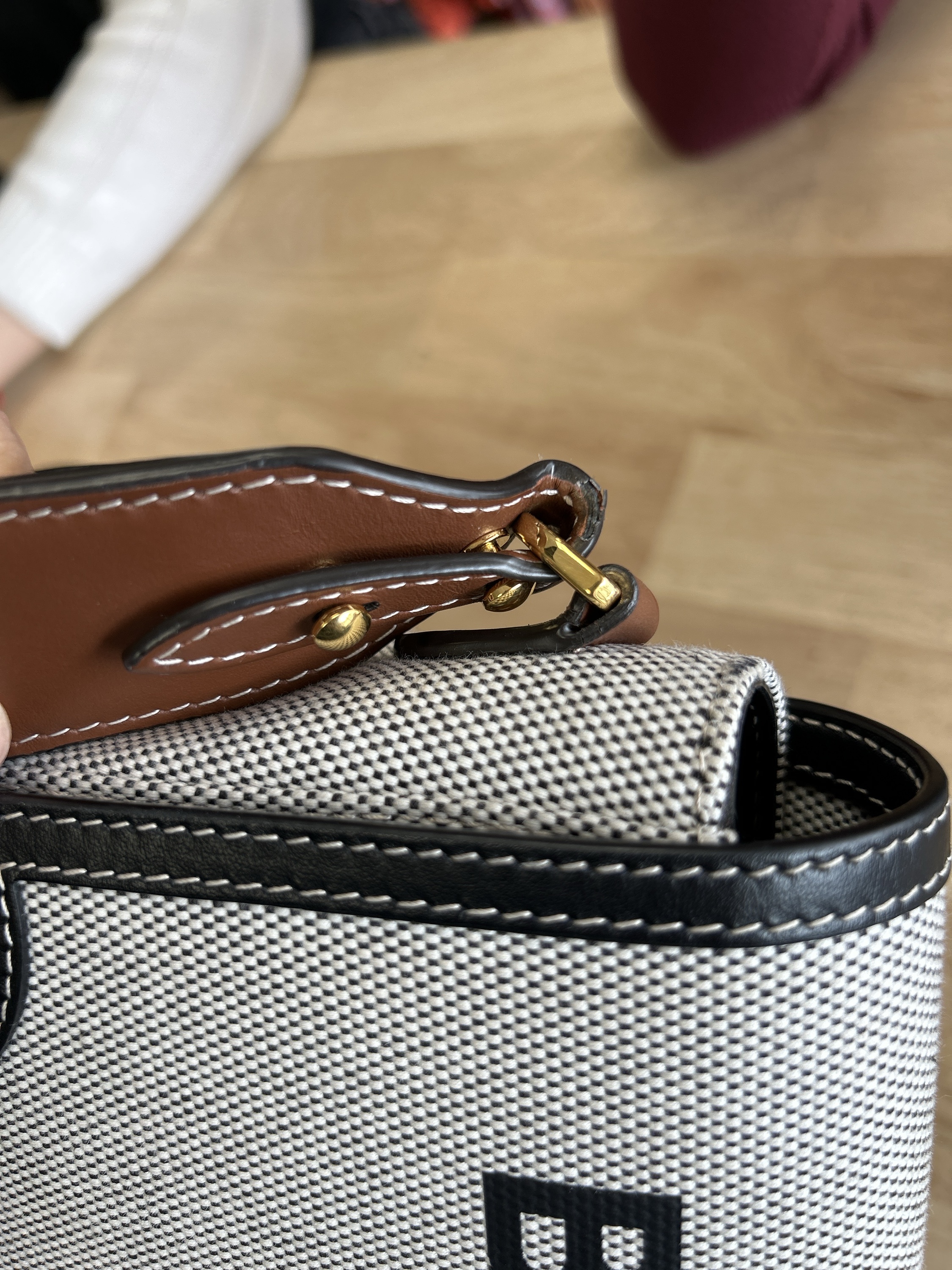 Burberry Horseferry shoulder bag + wallet SET! – Urban