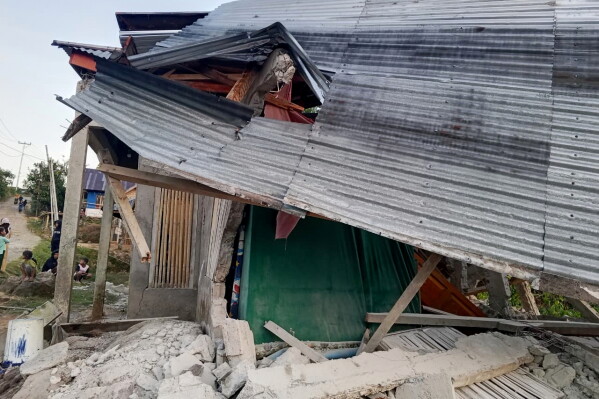Indonesia: al menos 47 personas perdieron la vida tras un terremoto de magnitud 7,7