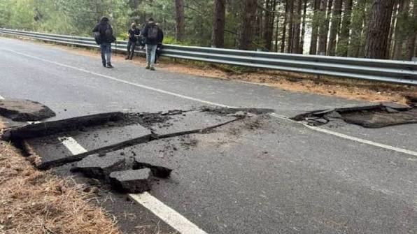 Sismo de magnitud 3,9 en Italia dañó una carretera y obligó a cerrar accesos
