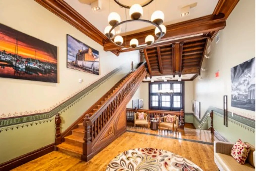 The Richardson Hotel #10