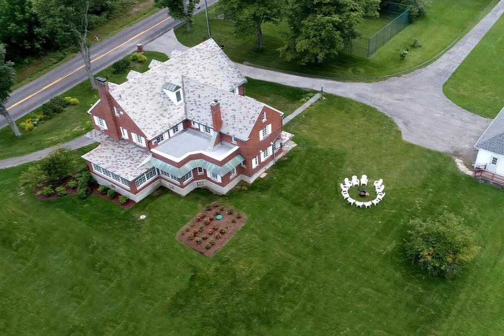 Rock Stream Estate #11