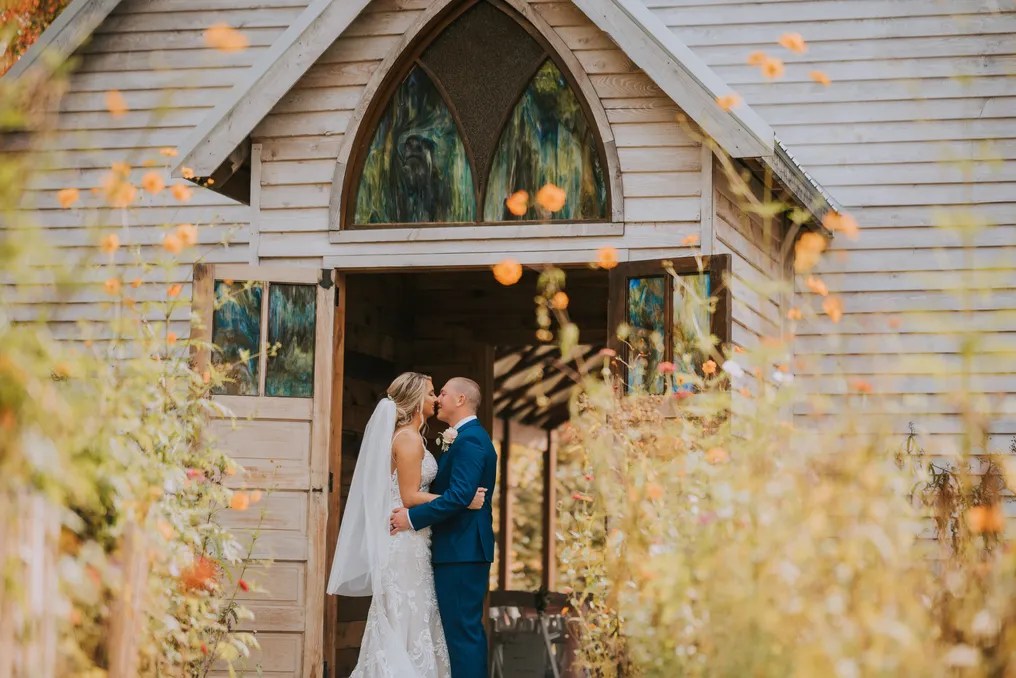 Sunset Ridge Farm Wedding/Event Venue, Wilderness Lodge #24