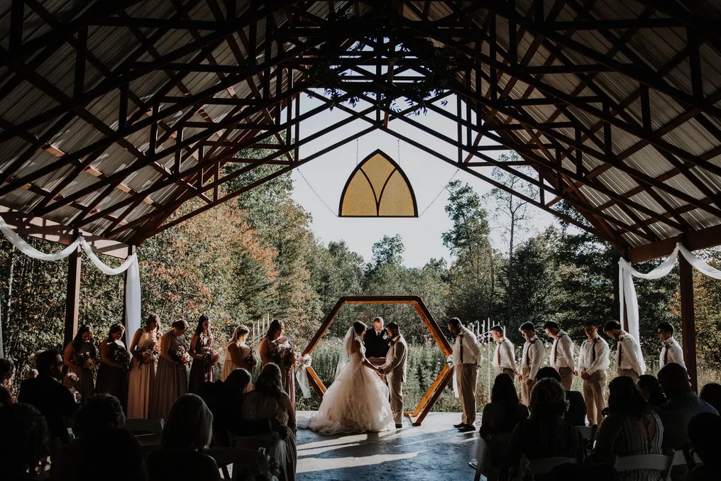 Sunset Ridge Farm Wedding/Event Venue, Wilderness Lodge #109
