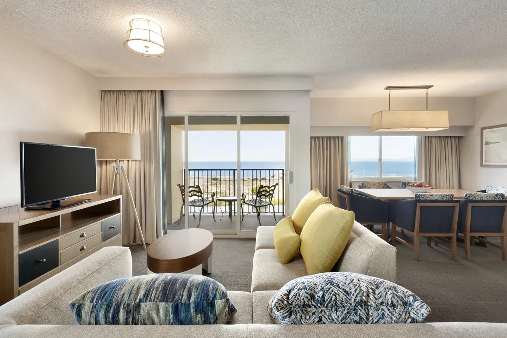 Embassy Suites Monterey Bay - Seaside #10