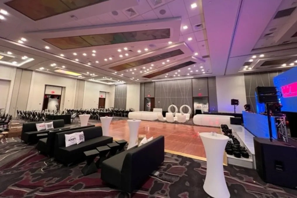 Art Ovation Sarasota Autograph Collection by Marriott #16