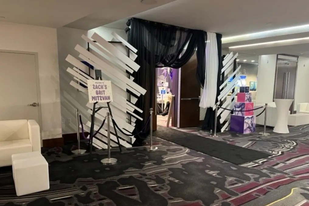 Art Ovation Sarasota Autograph Collection by Marriott #18