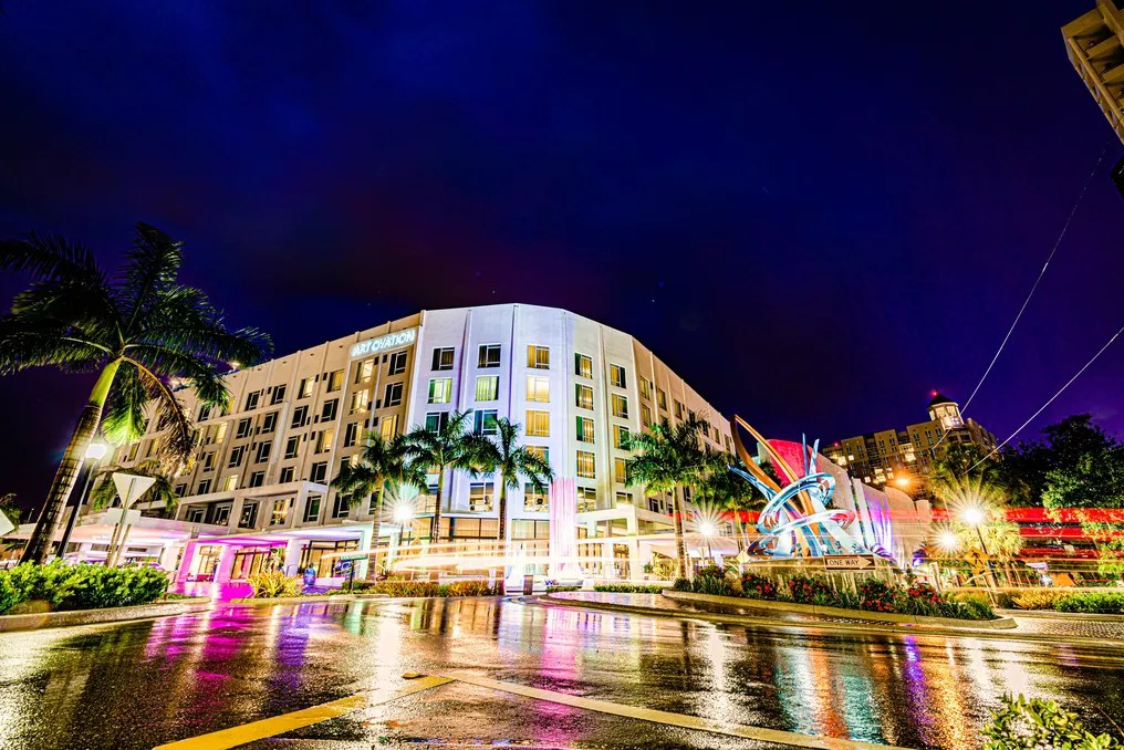 Art Ovation Sarasota Autograph Collection by Marriott #30