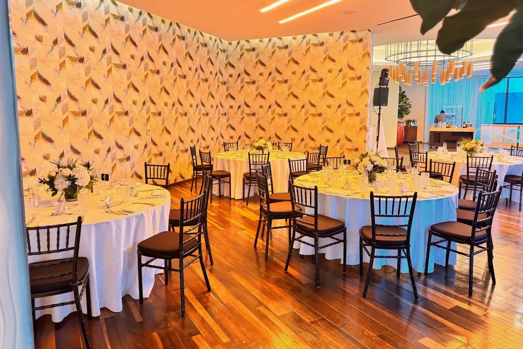 Art Ovation Sarasota Autograph Collection by Marriott #35