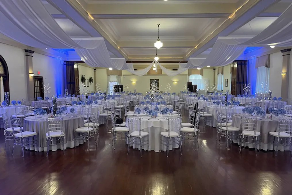 Bellecourt Banquet Center #8