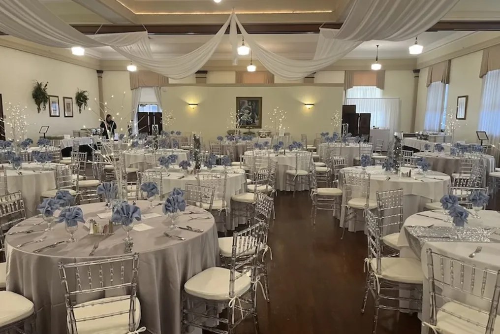 Bellecourt Banquet Center #11