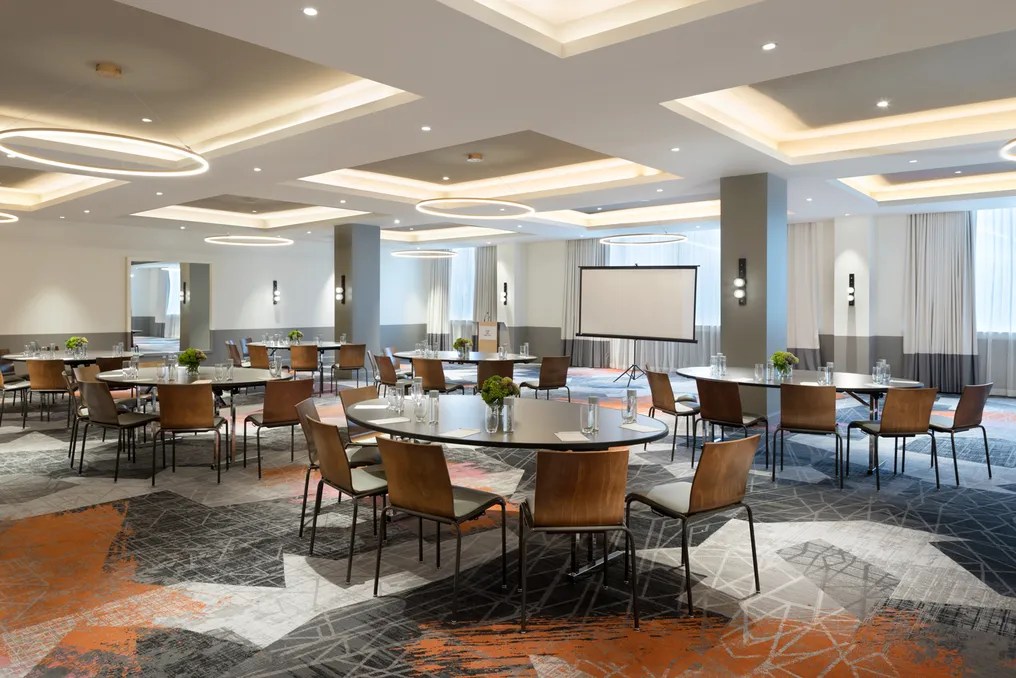 The MC Hotel #17