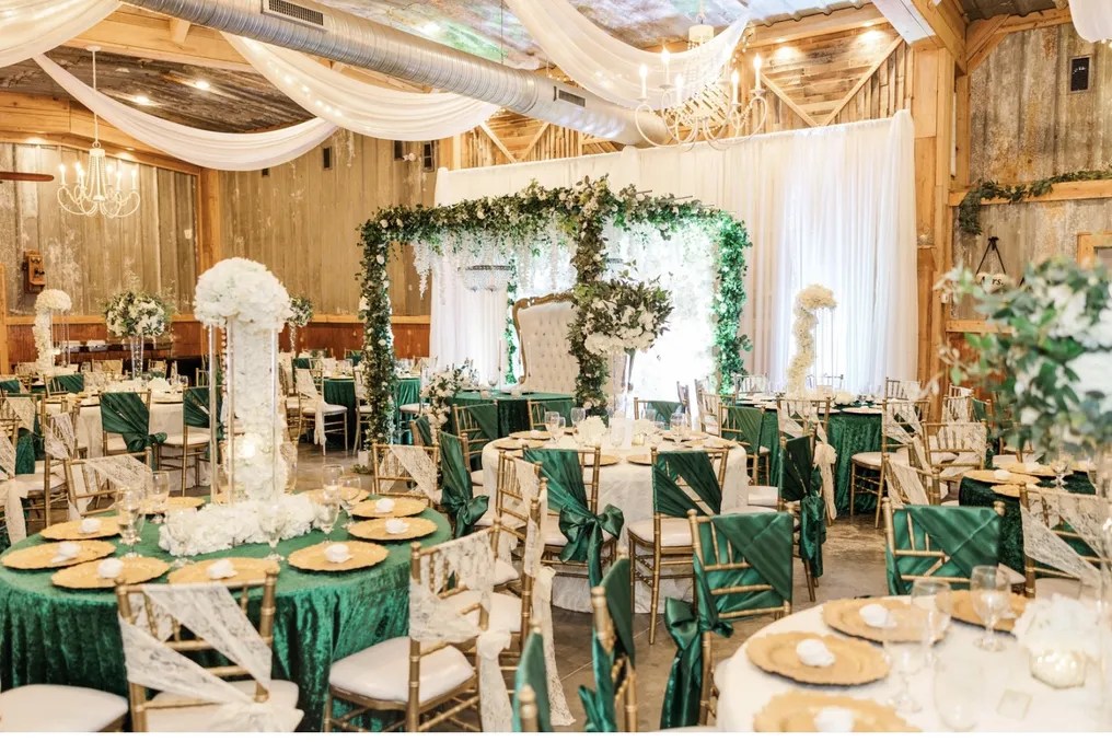 The Lemon Orchard Venue on the Lake #4