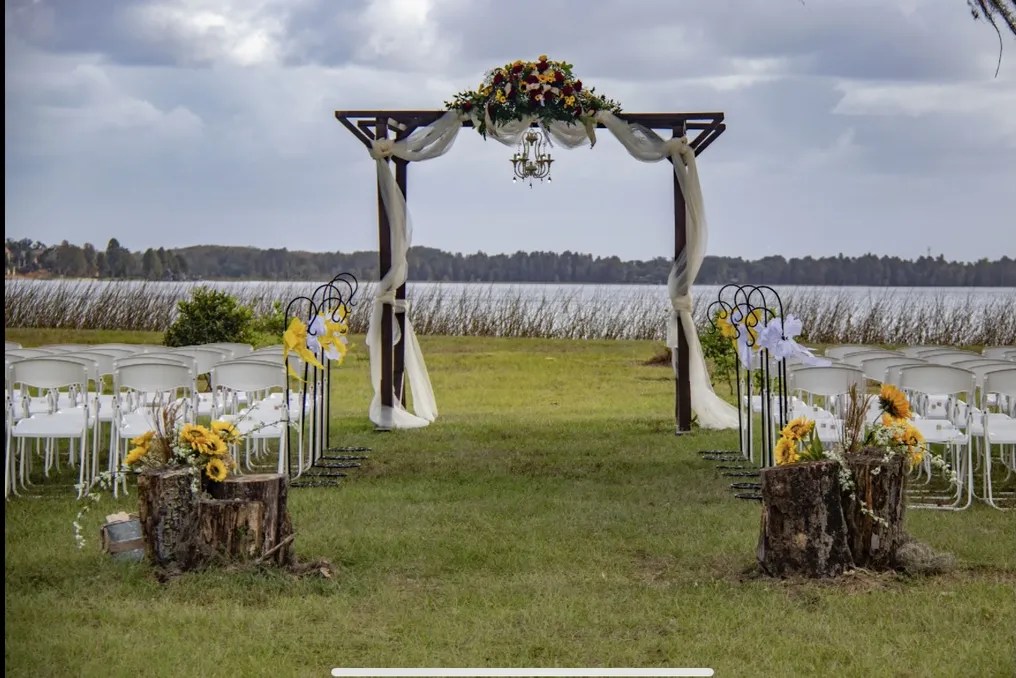 The Lemon Orchard Venue on the Lake #13