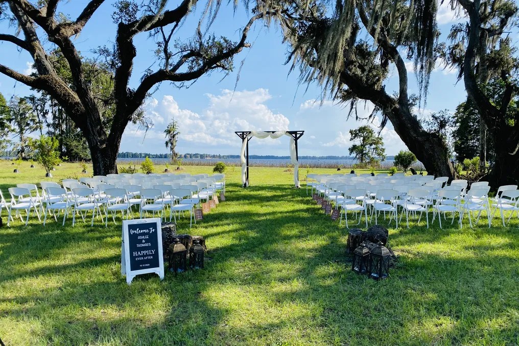 The Lemon Orchard Venue on the Lake #21