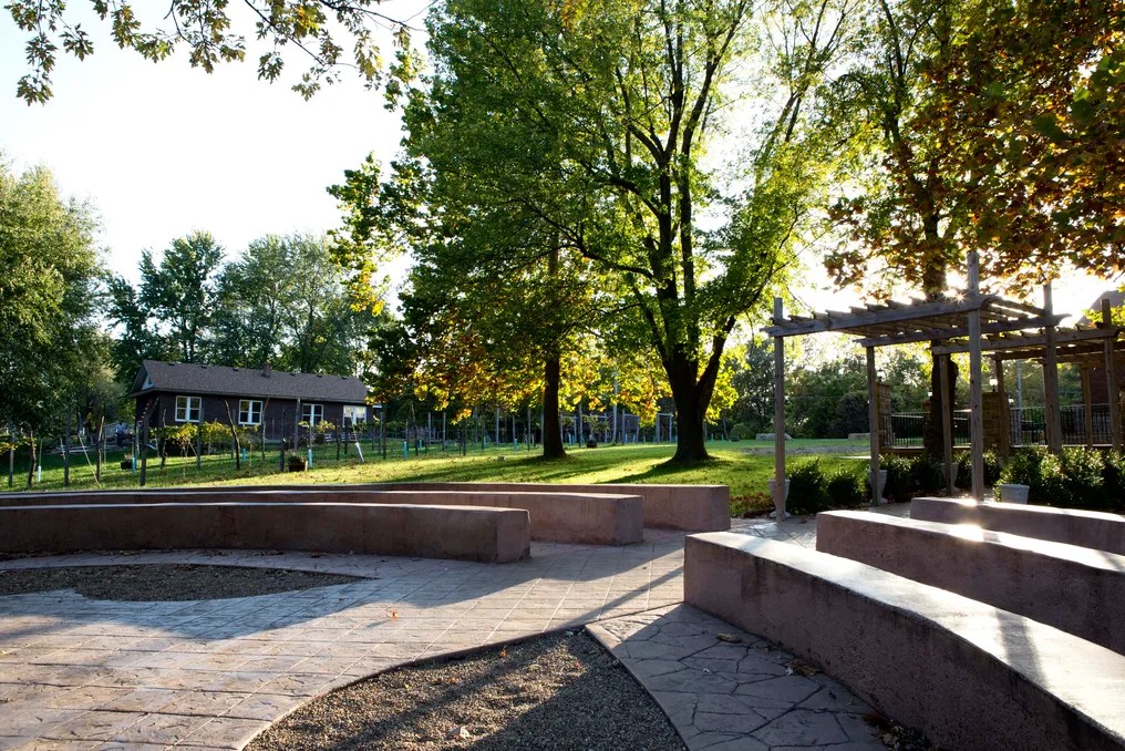 Mallinson Vineyard and Hall #7