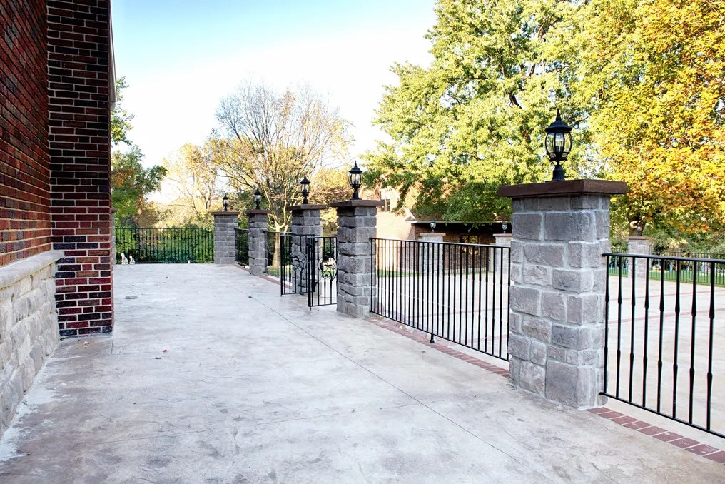 Mallinson Vineyard and Hall #8