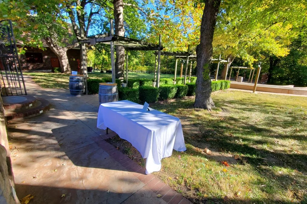 Mallinson Vineyard and Hall #20