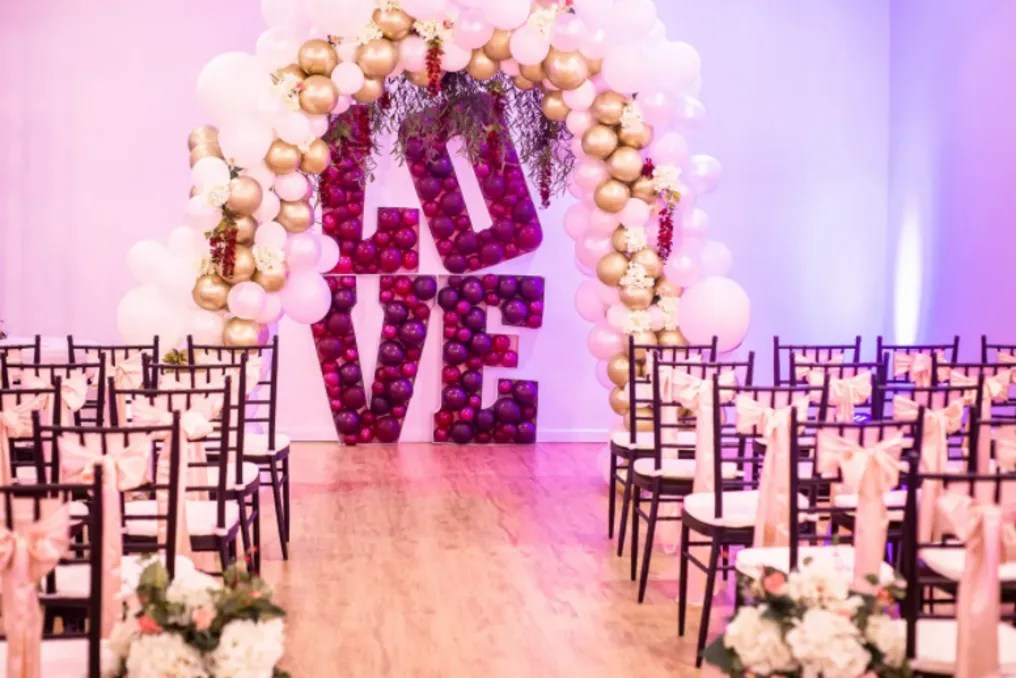 D’LUXE VENUE #26