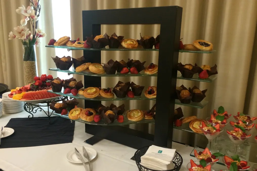 Embassy Suites Anaheim South #16