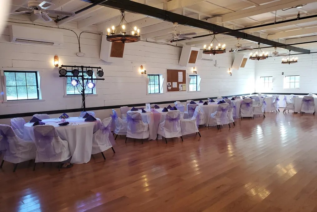 Bay Path Barn #9