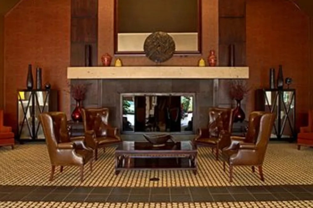 DoubleTree by Hilton Pittsburgh - Meadow Lands #30