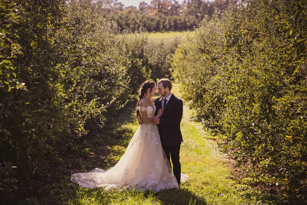 Brown's Orchard View Weddings #3