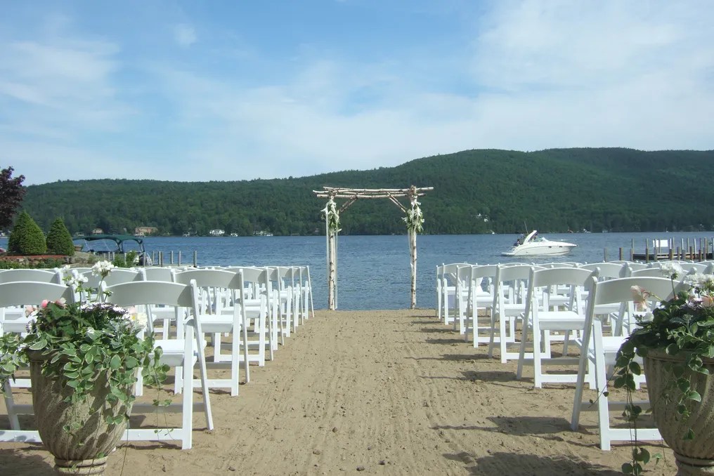 The Boathouse Restaurant & The Lodges at Cresthaven #73