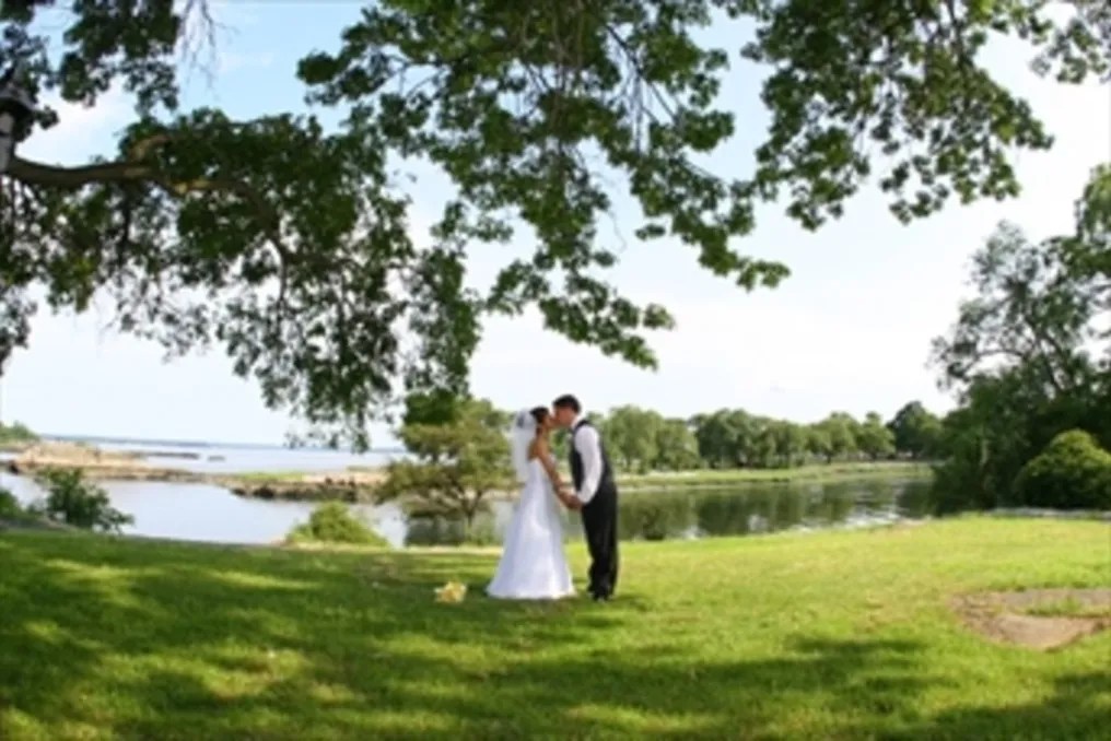 Glen Island Harbour Club #2