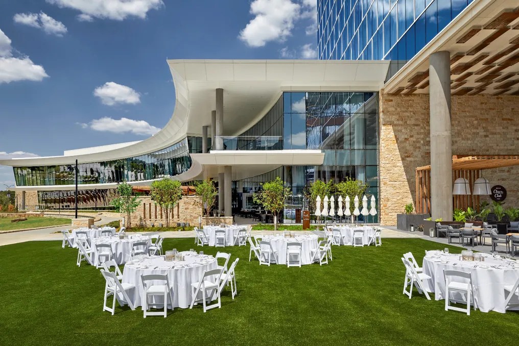 Live! by Loews Arlington Texas #12
