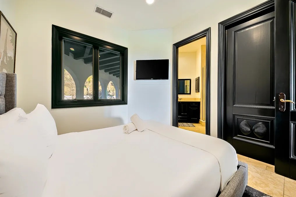 The Malibu Garden Estate #41