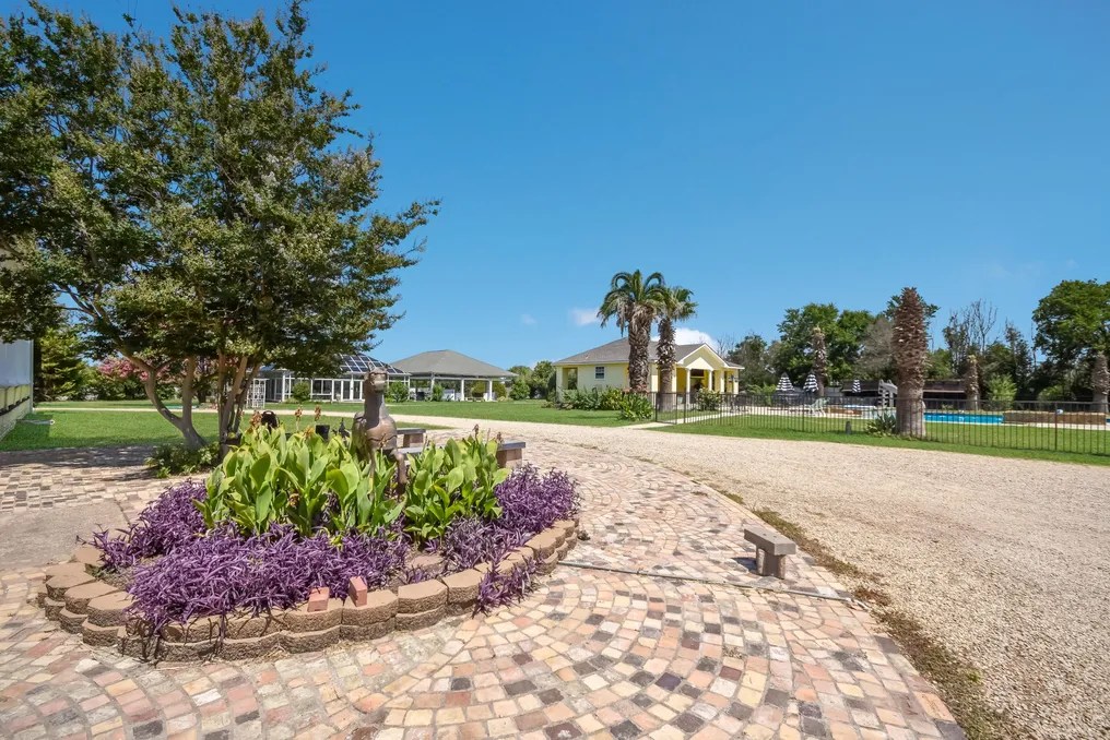 The Taylor Mansion #5