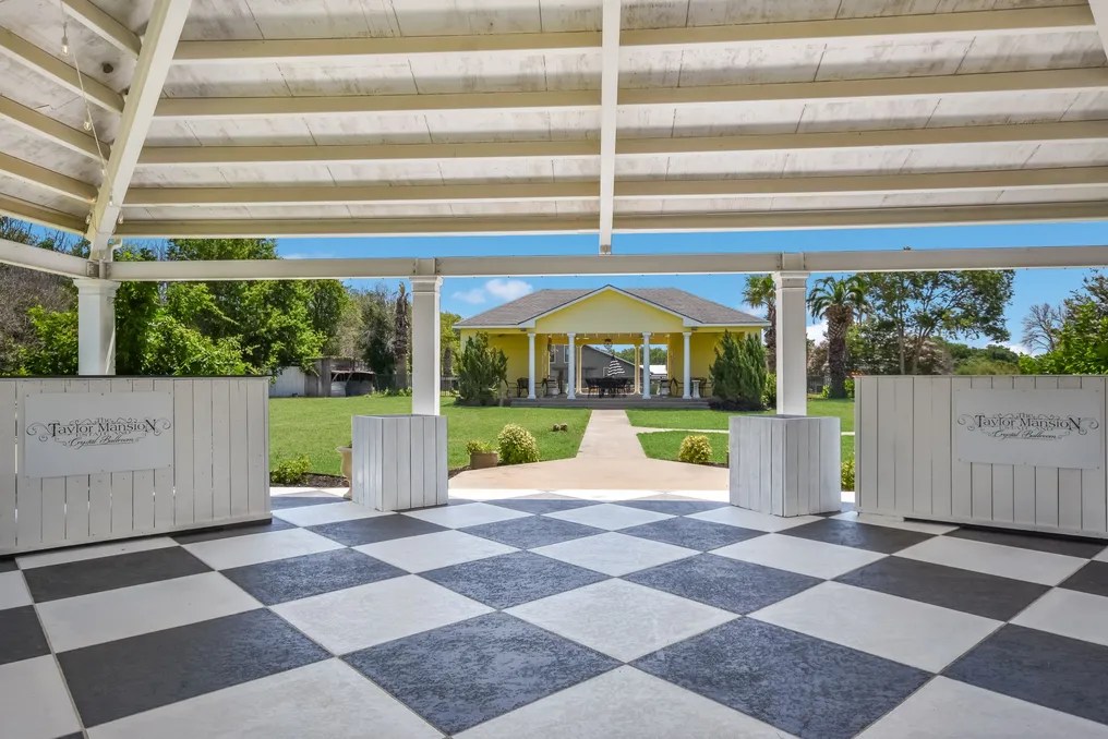The Taylor Mansion #14