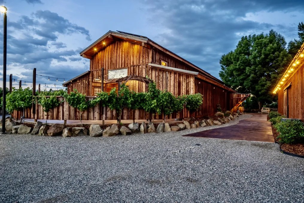 Sugar Pine Barn at Tucannon Cellars #3