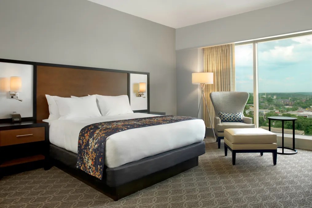 DoubleTree by Hilton Cedar Rapids #8