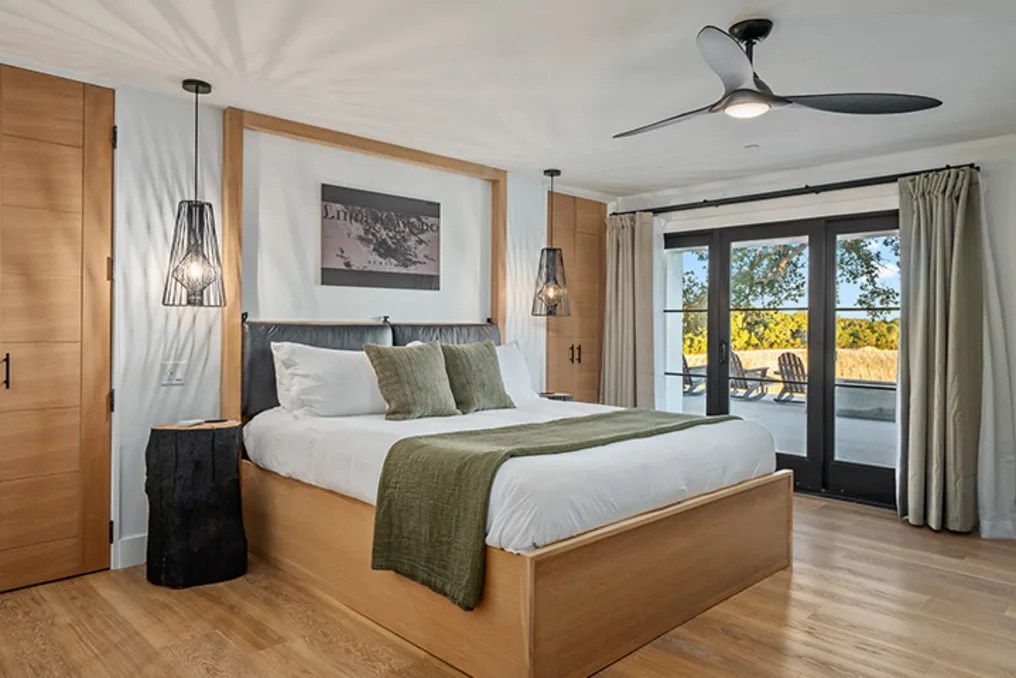 Oak & Vine Vineyard Estate #5