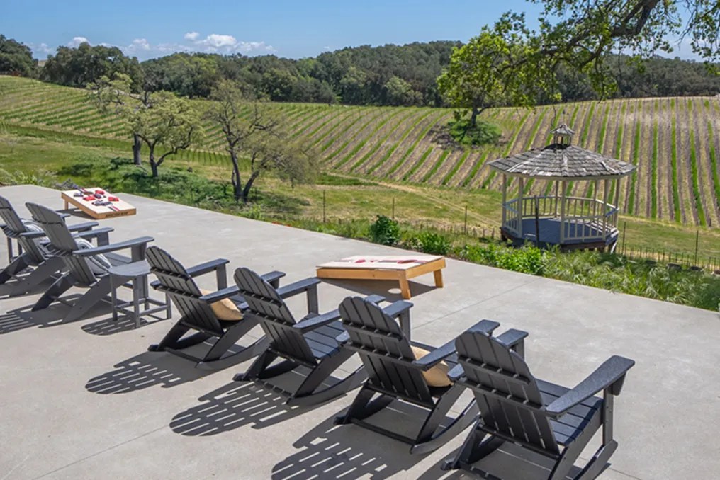 Oak & Vine Vineyard Estate #6