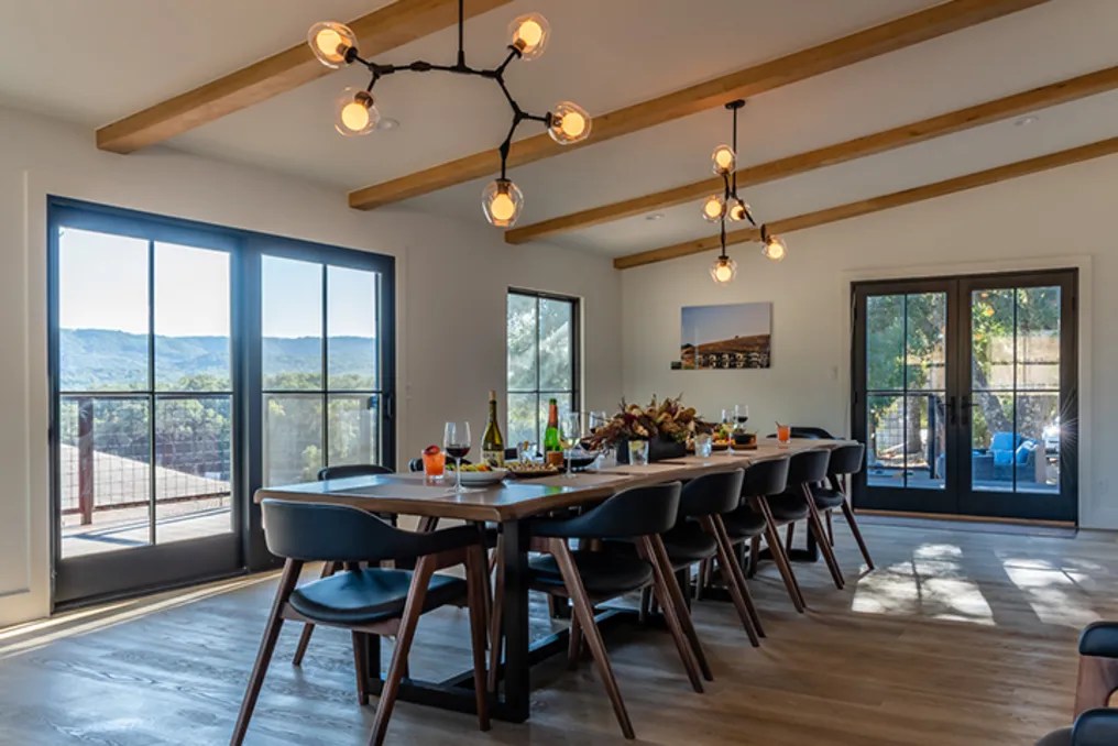 Oak & Vine Vineyard Estate #28