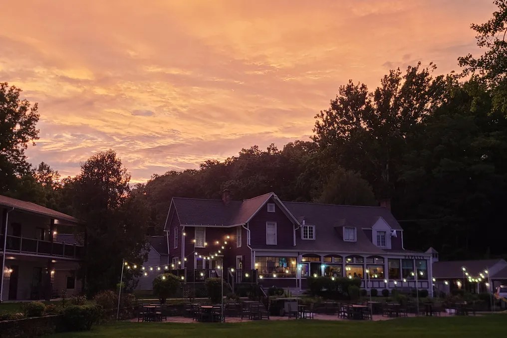 Plum Point Lodge on Seneca LLC #6