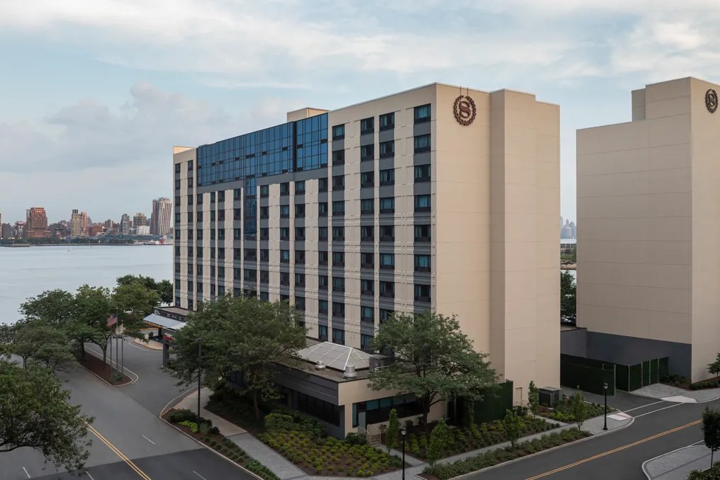 Sheraton Lincoln Harbor #10