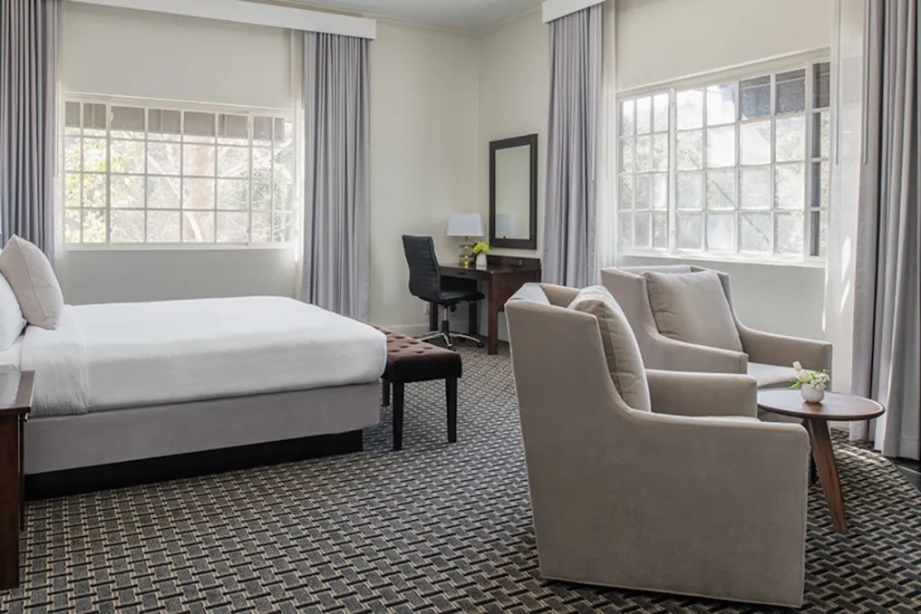 Toll House Hotel #7