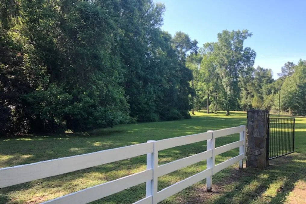 Serenade Oaks Event Facility #17